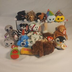TY Beanie Boo Plush Lot of 16 Big Eye Animals Penguin Monkey Owl Bear Dog Sloth